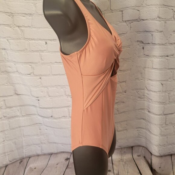 DKNY Peek-a-Boo Twist One-Piece Swimsuit - Picture 4 of 7